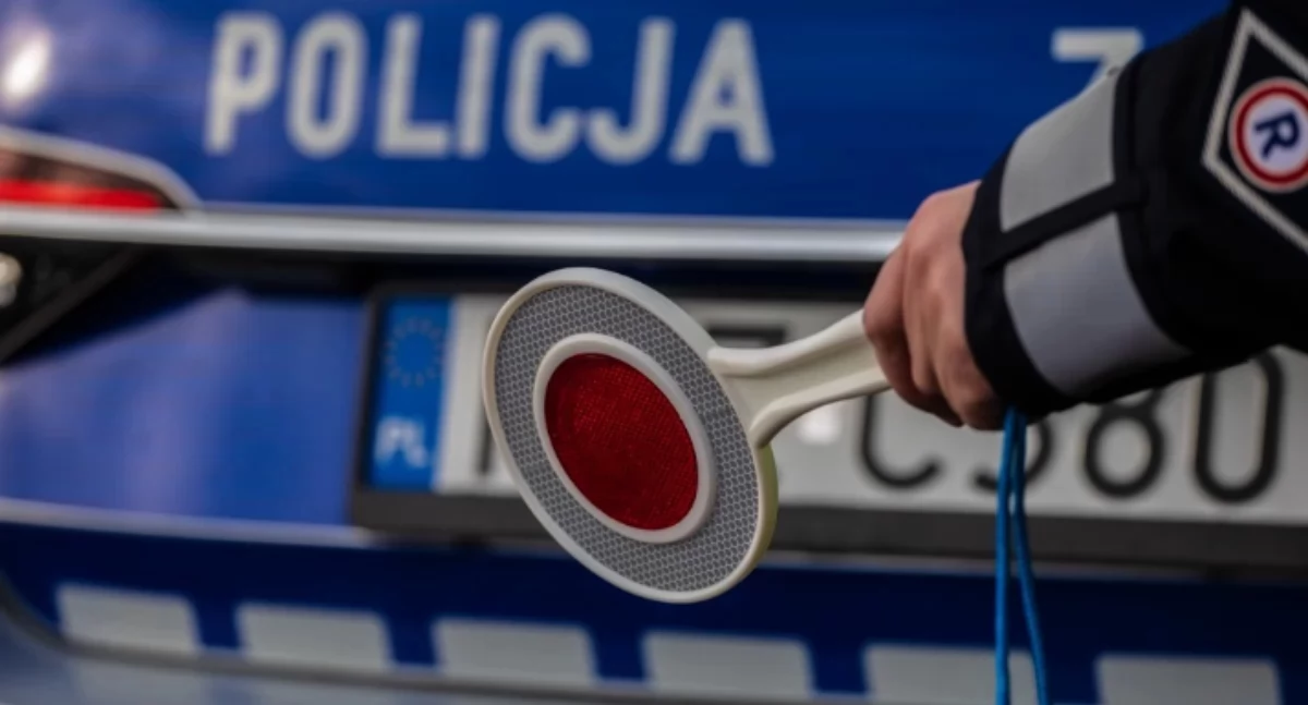 Pijani Kierowcy, Kompletnie pijany kierowca drodze Ciechanowem Zatrzymał świadek - zdjęcie, fotografia
