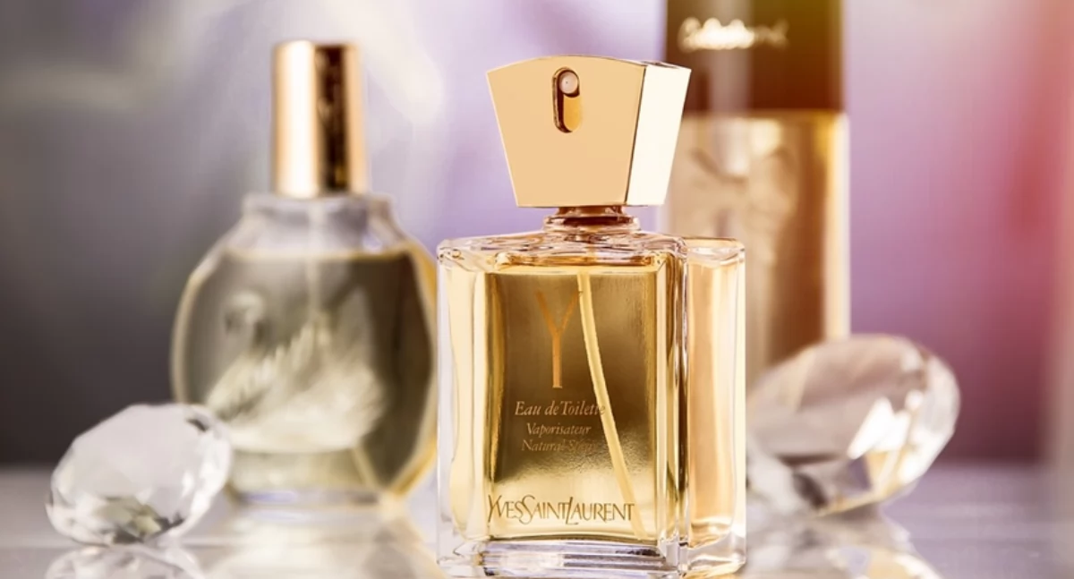 Kradzieże i włamania, Ukradł perfumy ciechanowskiej drogerii Szuka policja - zdjęcie, fotografia