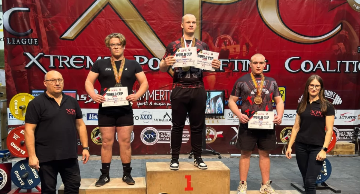 Inne Sporty, uczniowie Ciechanowa wysoko Pucharze Świata - zdjęcie, fotografia