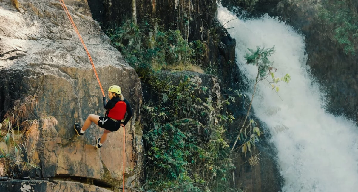 Porady i ciekawostki, Słowniczek alpinisty repsznury kryje pojęciem - zdjęcie, fotografia