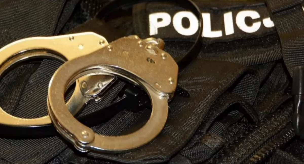 Poszukiwani/Zaginieni, Policja Ciechanowa zatrzymała sześciu poszukiwanych mężczyzn - zdjęcie, fotografia