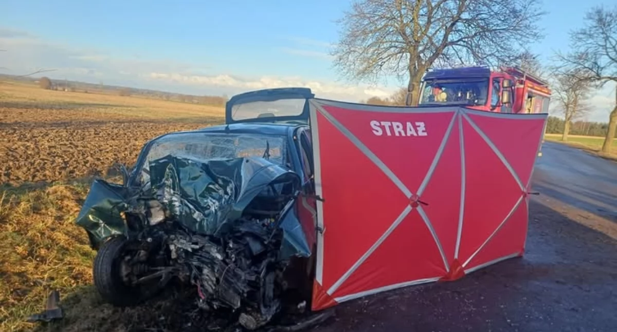 Wypadki drogowe, Tragedia śliskiej nawierzchni Zginęła kierująca hyundaiem - zdjęcie, fotografia