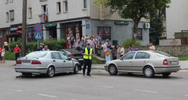 Groźna kolizja w centrum miasta. Ciechanów. Fot. CiechanowInaczej.pl