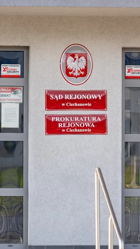 Co wydarzyło się na ul. Niechodzkiej? Prokuratura o przyczynie śmierci mieszkańca Ciechanowa