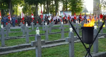 Ciechanowianie upamiętnili rocznicę wybuchu II Wojny Światowej [zdjęcia]