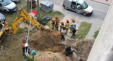 Kładli światłowód, uszkodzili przyłącze gazowe w Ciechanowie