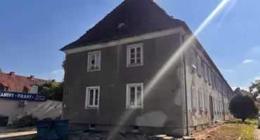 Ruszył remont kolejnego bloku w Ciechanowie