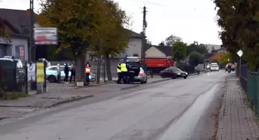 Wypadek z udziałem pieszego. Stał na środku jezdni