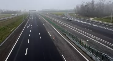 Szybciej autem do stolicy. Kierowcy mogą korzystać z kolejnych odcinków 