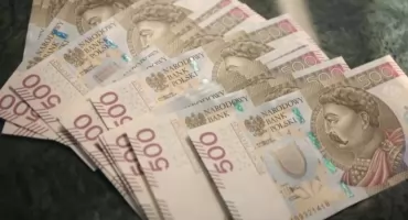 Mieszkanka powiatu ciechanowskiego liczyła na duży zysk. Trafiła na oszustów