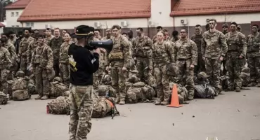 Srebrne ostrogi dla żołnierzy z ciechanowskiej brygady [zdjęcia]