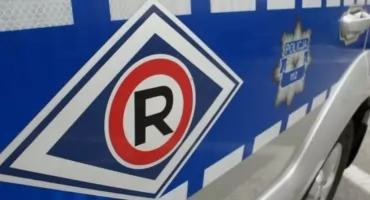 Kierowca Lexusa wpadł w Glinojecku. Odpowie za przestępstwo