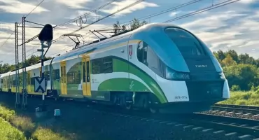 Darmowe przejazdy Kolejami Mazowieckimi dla dzieci i młodzieży