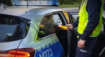 Po alkoholu kierowała autokarem. Mieszkanka Ciechanowa zatrzymana przez policję