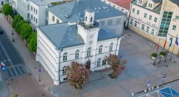 Dyrektorzy dwóch placówek w Ciechanowie zostają na dłużej. Prezydent przedłużył powierzenie stanowisk