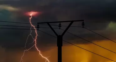 Nadciągają burze. Alert w powiecie ciechanowskim 