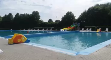 Ruszyły przygotowania do sezonu na basenie odkrytym w Ciechanowie. Ważny apel do mieszkańców