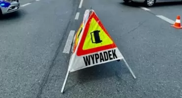 17-latek bez wymaganych uprawnień kierował autem i spowodował kolizję. Przewoził troje pasażerów