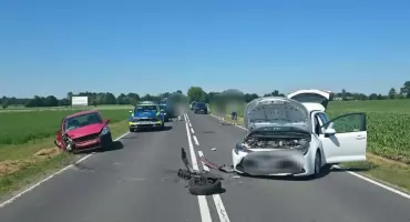 Trzy osoby ranne w wypadku [zdjęcia]