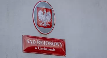 Chciała zarządzać dużym majątkiem w imieniu nieletnich. Sąd w Ciechanowie tego 