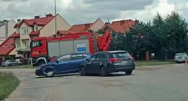 Wypadek w Ciechanowie. Dwie osoby zostały poszkodowane